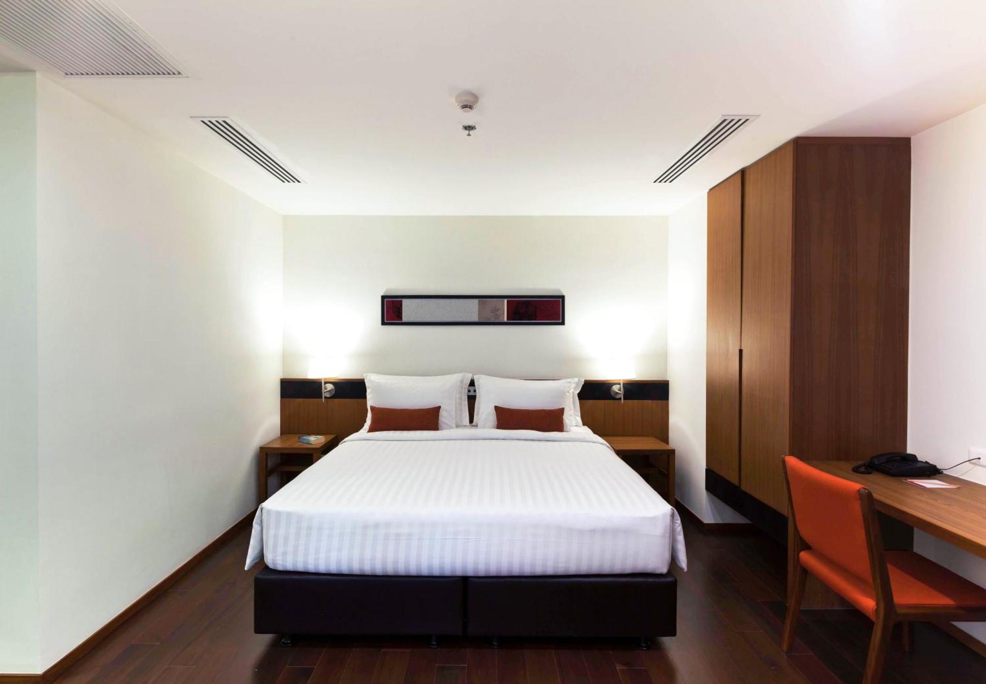 Eastin Tan Hotel Chiang Mai Exterior foto